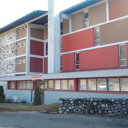 Corte 3* 博尔查迪卡多尔